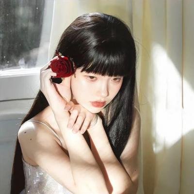 初恋竟是我女儿班主任情书未泛黄